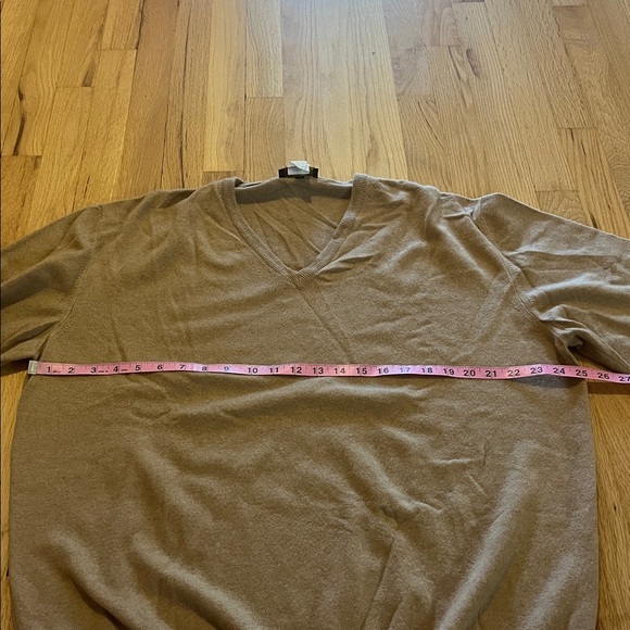 Loro Piana Camel Cashmere V-Neck Sweater Sz 56 - Picture 5 of 8